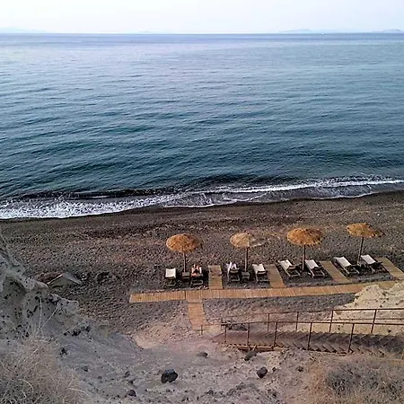 Colombos Beachfront ホテル