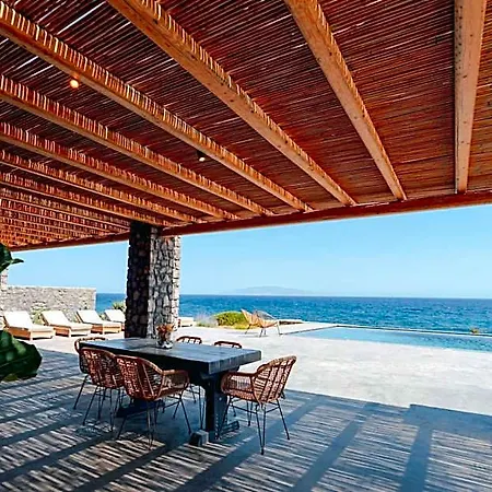 Hotel Colombos Beachfront 3*